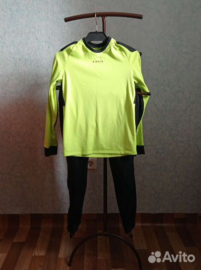 Вратарская футбольная форма