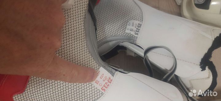 Горнолыжные ботинки