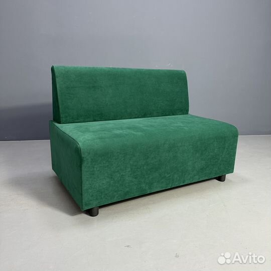 Диван ожидания для клиентов