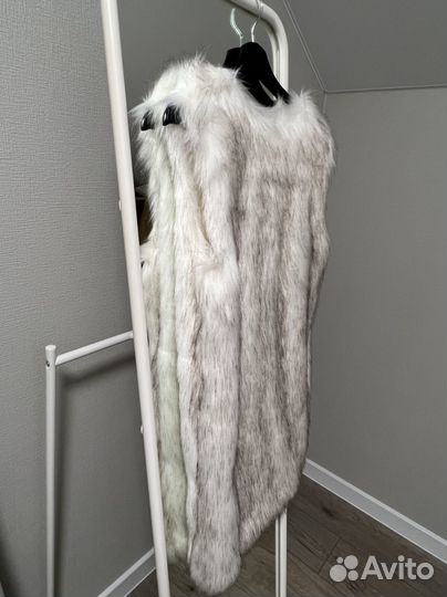 Жилет искусственный мех от ostin