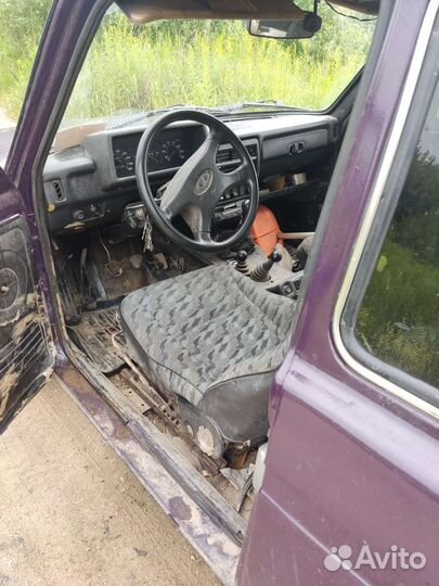 LADA 4x4 (Нива) 1.6 МТ, 2000, 150 000 км