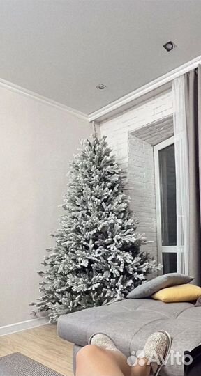 Елка искусственная