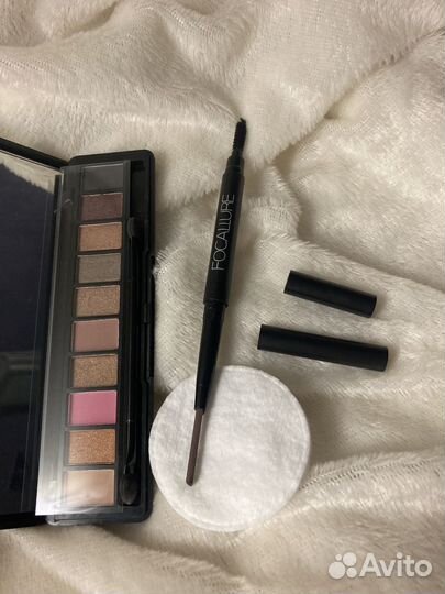 Палетка теней focallure