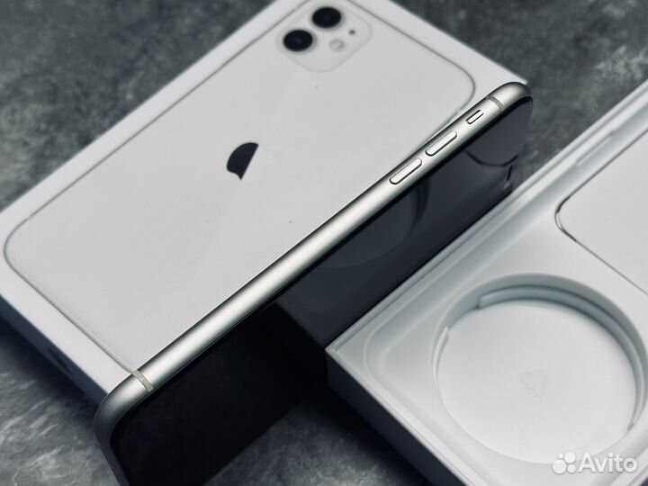 iPhone 11, 128 ГБ