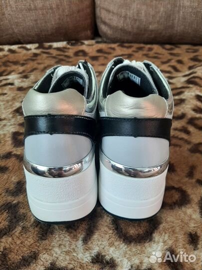 Кроссовки женские zenden 36 размер