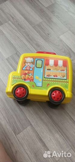 Игрушка кухня