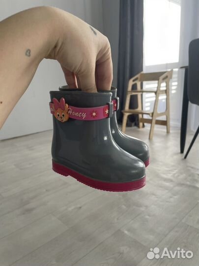 Детские резиновые сапоги