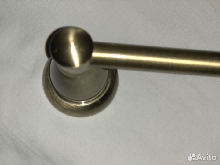 Вешалка для ванной