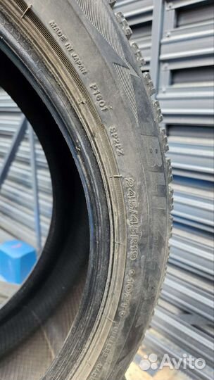 Bridgestone Blizzak Spike-02 SUV 245/45 R19 102T