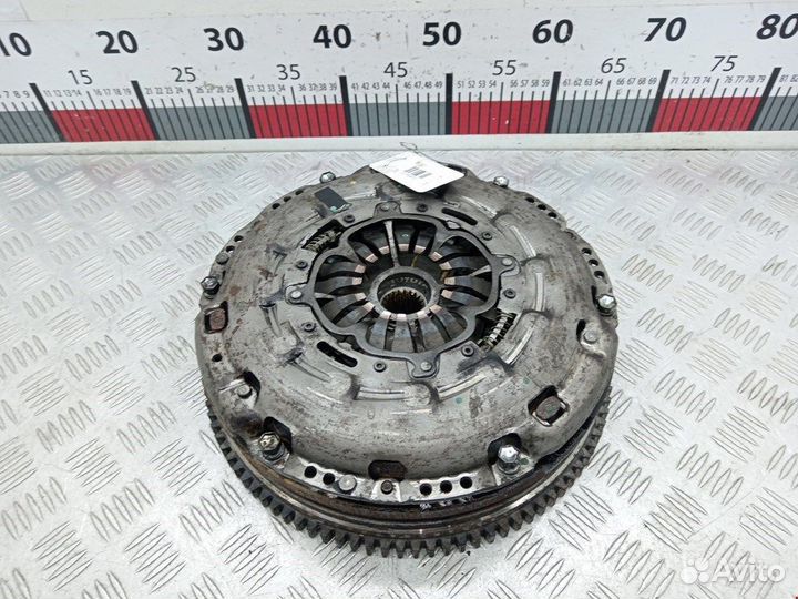 Маховик Toyota Avensis