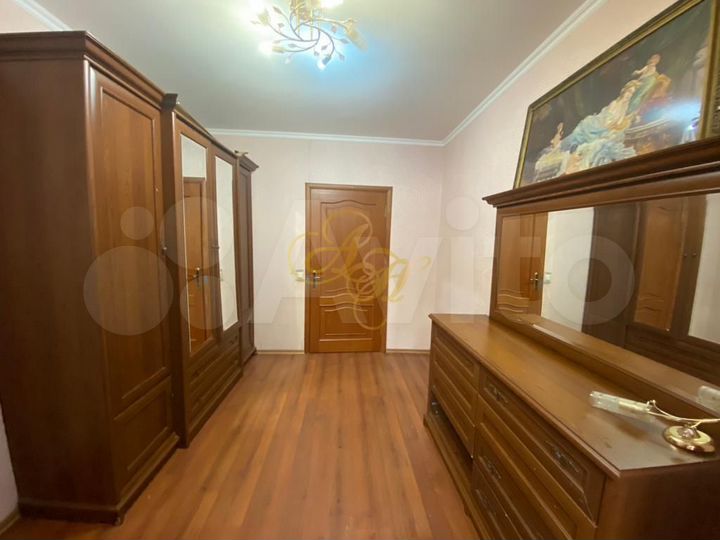 2-к. квартира, 52 м², 3/9 эт.