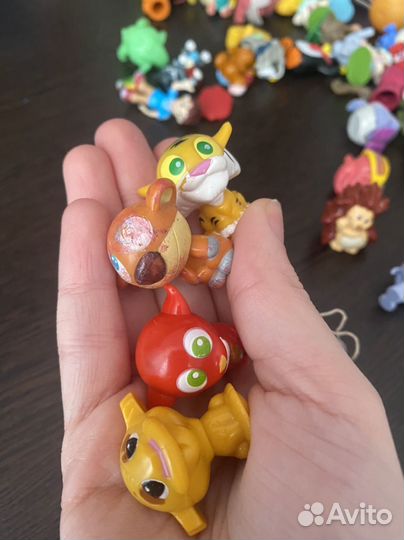 Киндер сюрприз игрушки разных годов винкс пикси