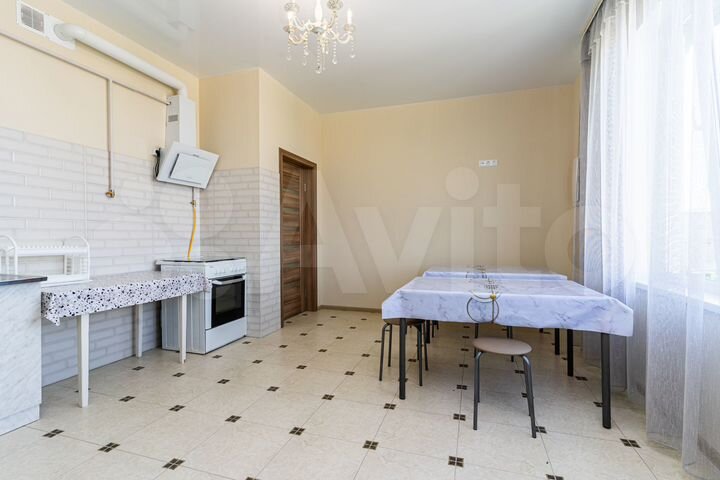 Комната 20 м² в 3-к., 1/3 эт.