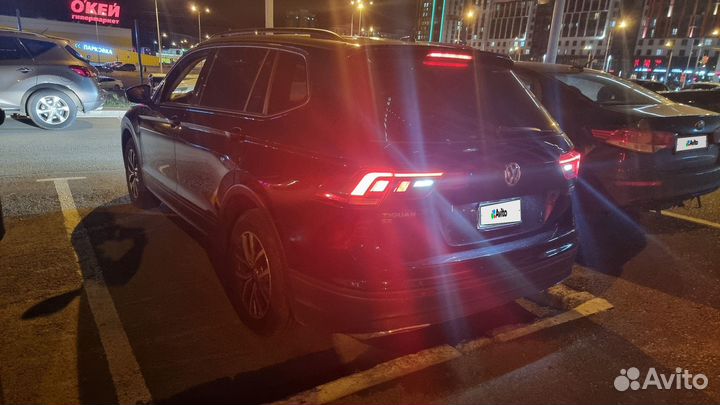 Volkswagen Tiguan 2.0 AT, 2018, 68 800 км