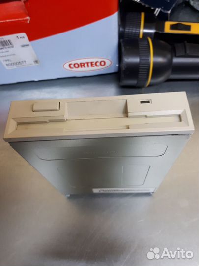 Дисковод 3,5 дюйма для дискет