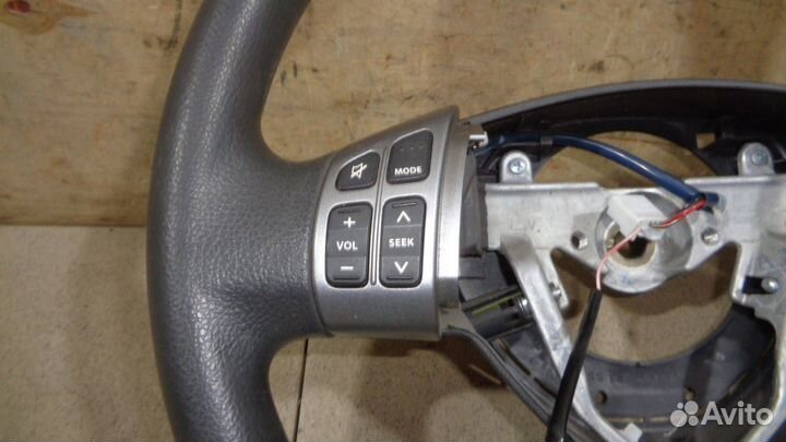 Рулевое колесо Suzuki SX4