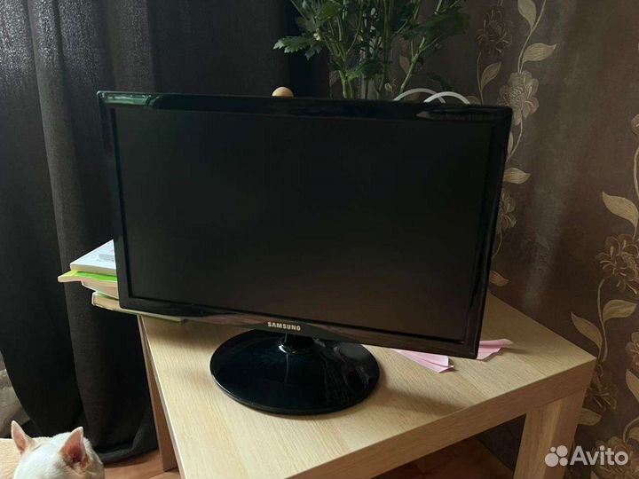 Продам монитор samsung