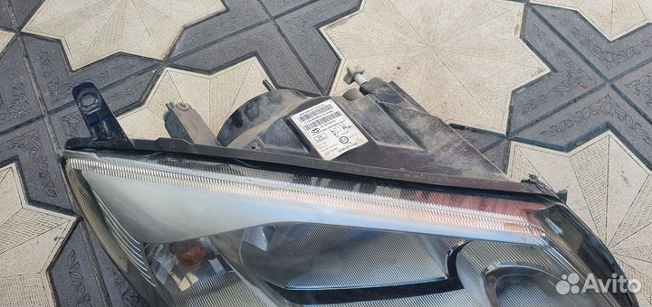 Фара правая на гранту