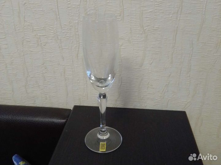 Набор бокалов