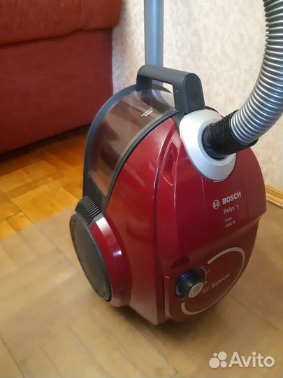 Пылесос Bosch 2000 W циклонный