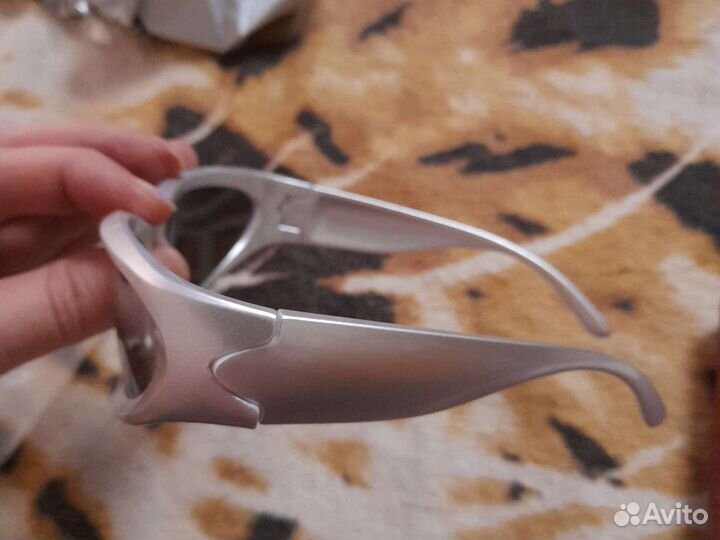 Солнцезащитные очки женские