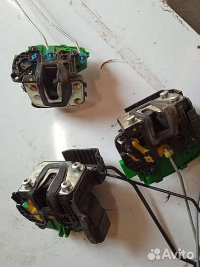 Замки дверей Hyundai Solaris 1 / Хендай Солярис 1