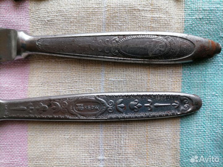 Старинные ножи и вилки