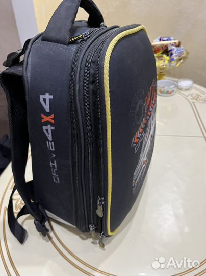 Портфель школьный для мальчика