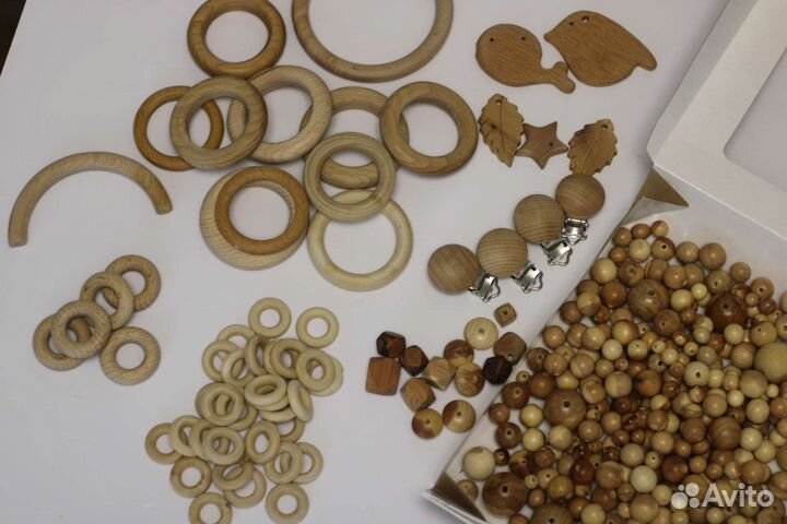 Фурнитура из дерева бук можжевельник