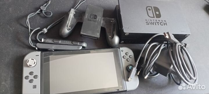 Nintendo switch rev 2 с играми + sd 128 gb