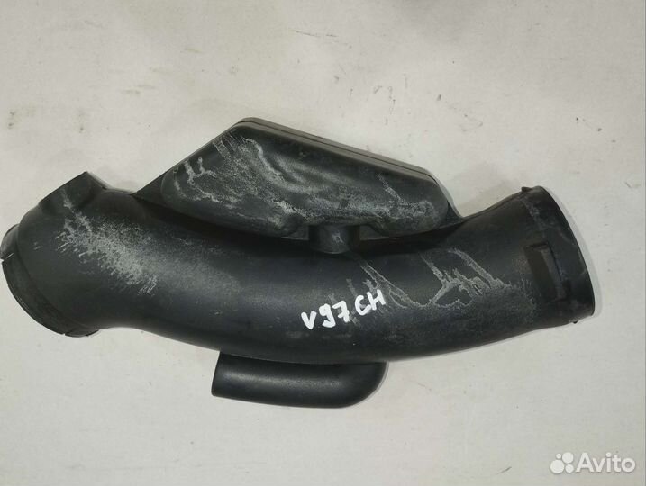 Патрубок воздушного фильтра Паджеро 4