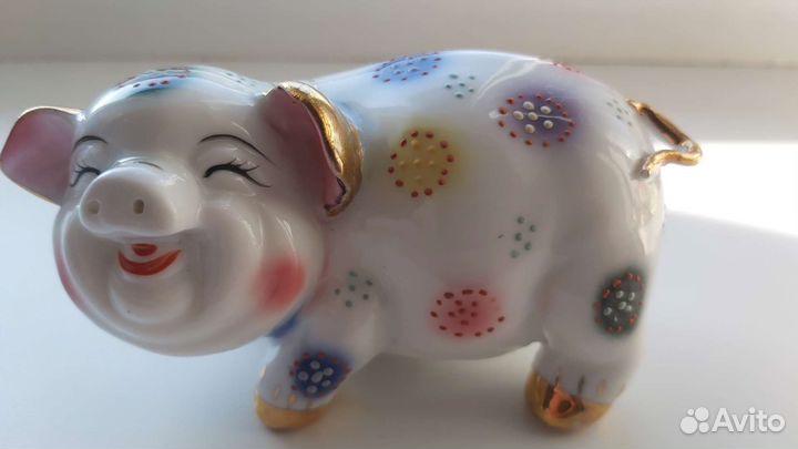 Статуэтки фарфор