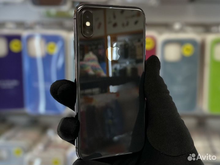 iPhone X, 64 ГБ