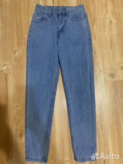 Джинсы