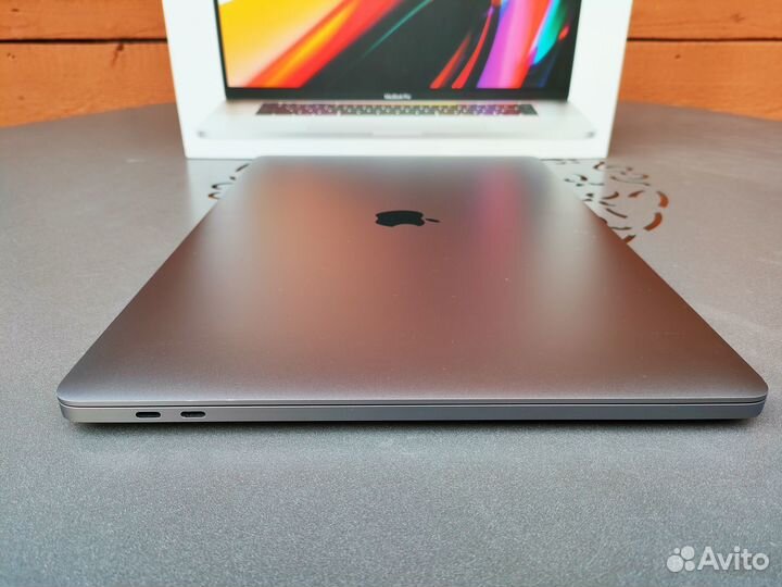 Macbook Pro 16 (2019) i9-32-512gb 123 цикла