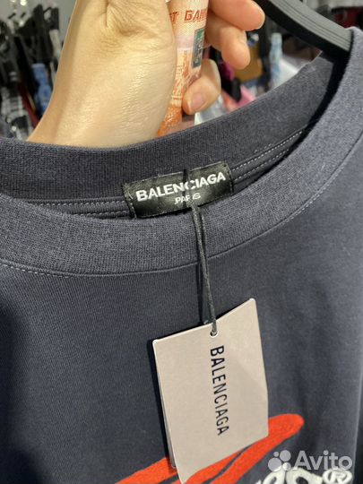 Balenciaga лонгслив оверсайз унисекс