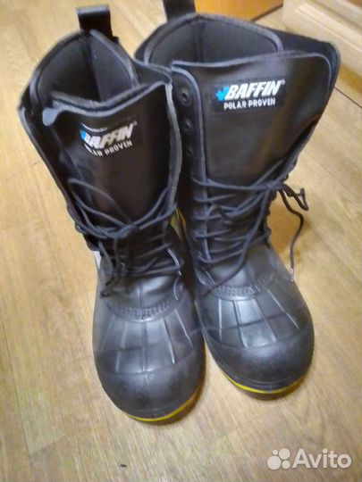 Продам зимние сапоги Баффины