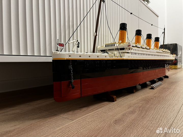 Копия Lego титаник собранный