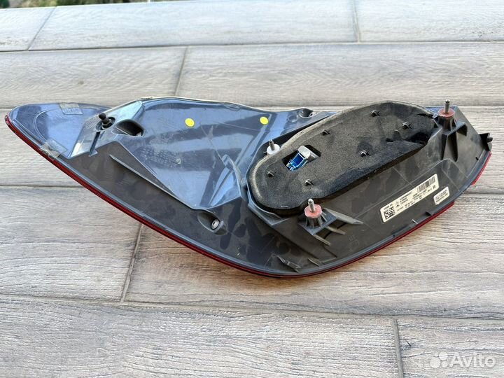 Задняя фара мерседес 205 и диффузор с насадками