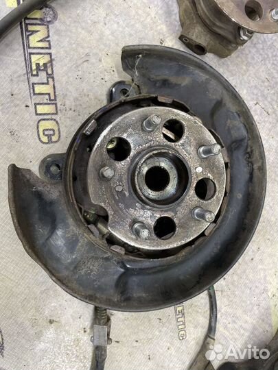 Ступица задняя Щит Alphard Альфард 2azfxe ATH10