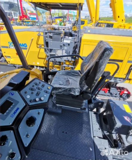 Асфальтобетоноукладчик XCMG RP603L, 2024