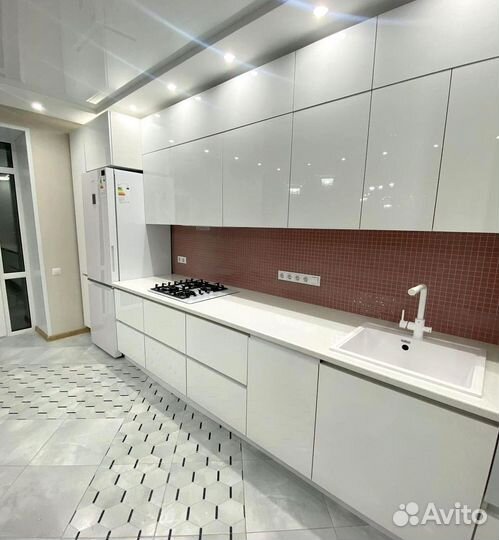 Кухонный гарнитур на заказ под ключ