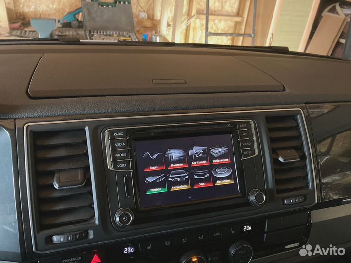 Volkswagen Multivan 2.0 AMT, 2018, 68 900 км