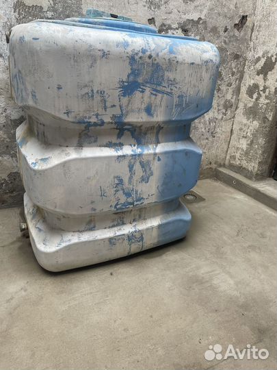 Емкость для воды