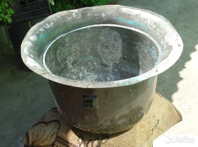 Продам старинную купель для крещения или обменяю