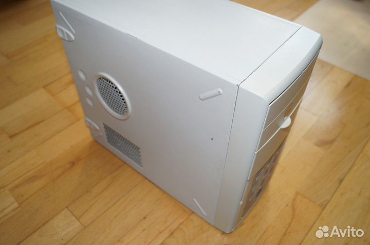 Корпус InWin Z588