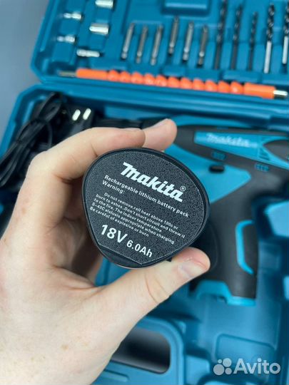 Шуруповерт makita