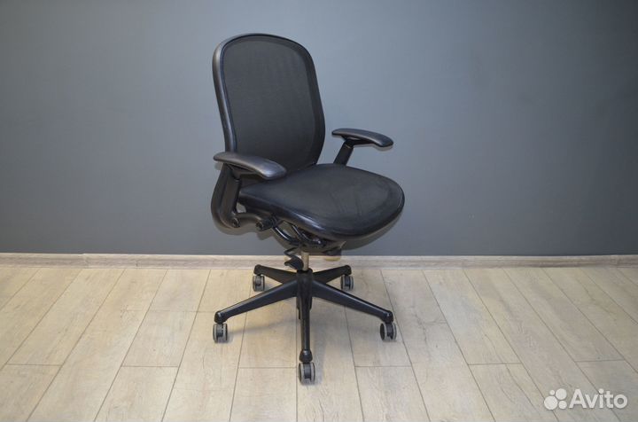 Компьютерное кресло Knoll Chadwick