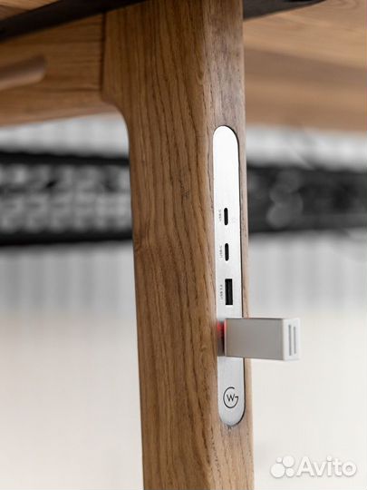 Компьютерный стол