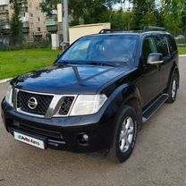 Nissan Pathfinder 2.5 MT, 2011, 290 000 км, с пробегом, цена 1 490 000 руб.